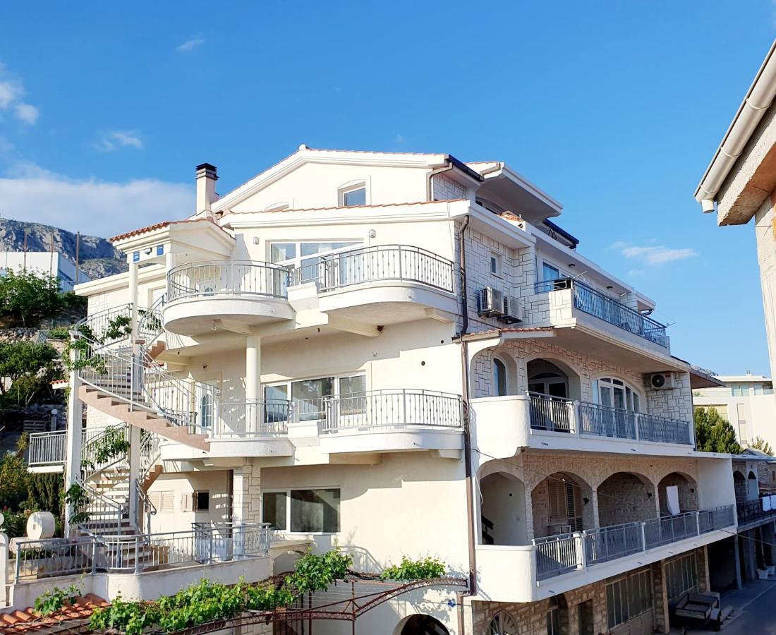 White House Apartments Dugi Rat Luaran gambar