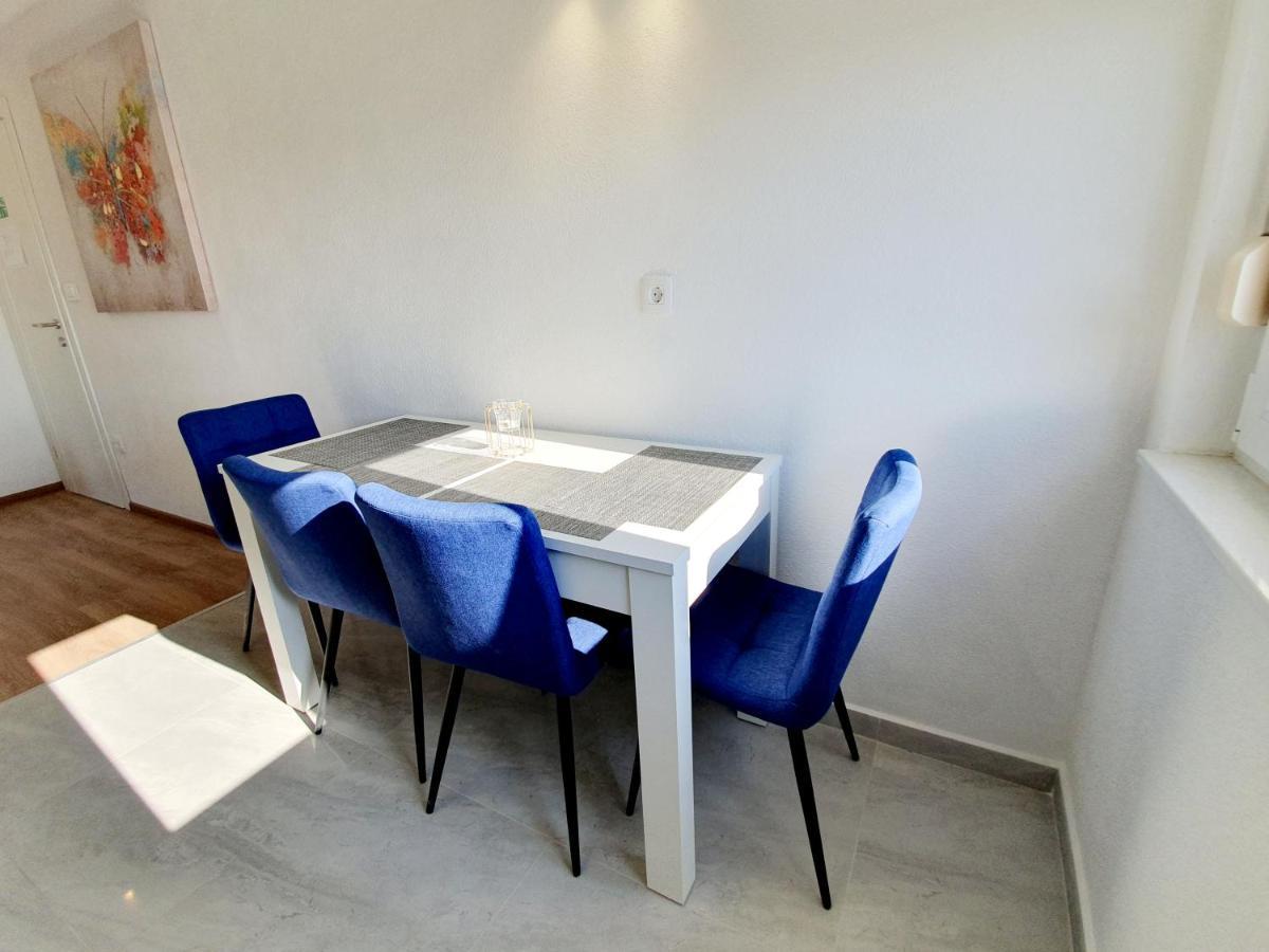 White House Apartments Dugi Rat Luaran gambar
