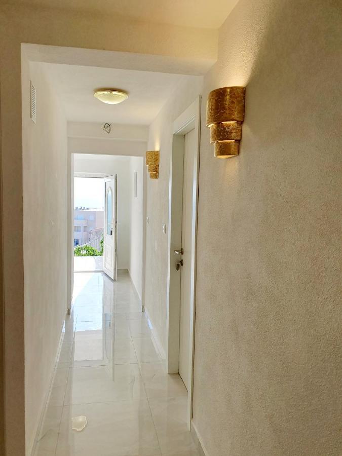 White House Apartments Dugi Rat Luaran gambar