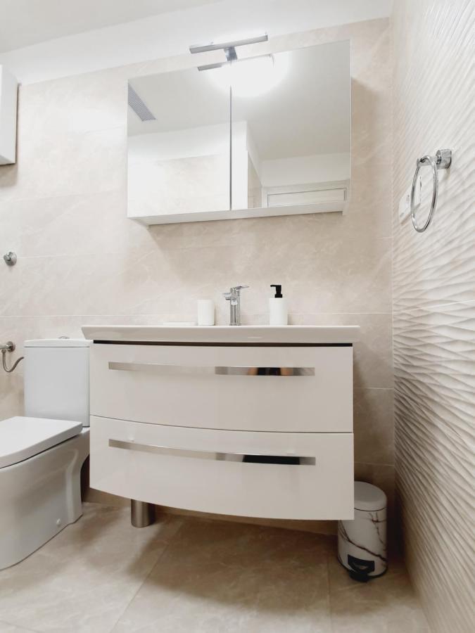 White House Apartments Dugi Rat Luaran gambar