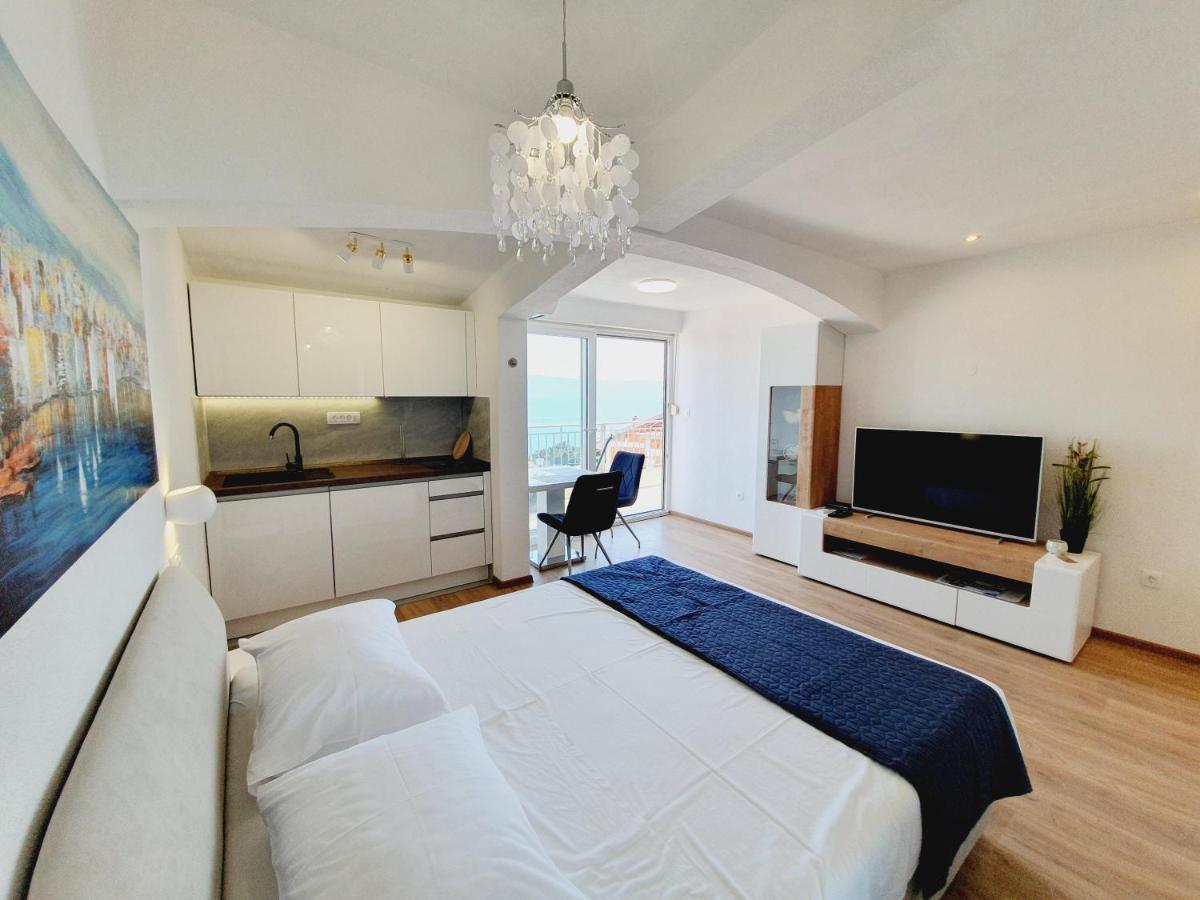 White House Apartments Dugi Rat Luaran gambar